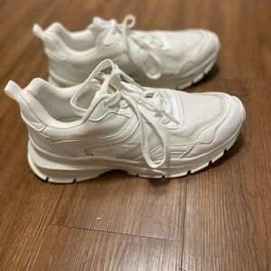 A New Day Classic White Lace-Up Sneakers